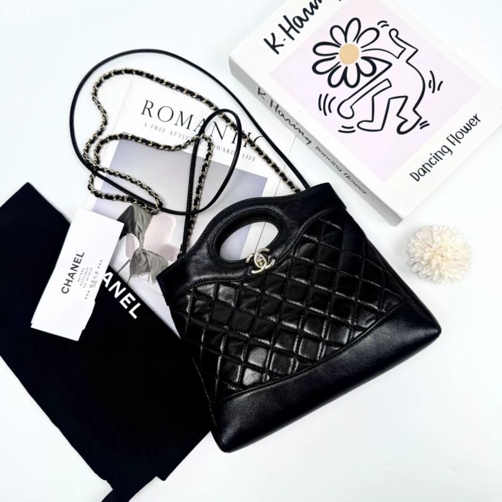 Chanel Women Pre-Loved Bag Very Good Condition